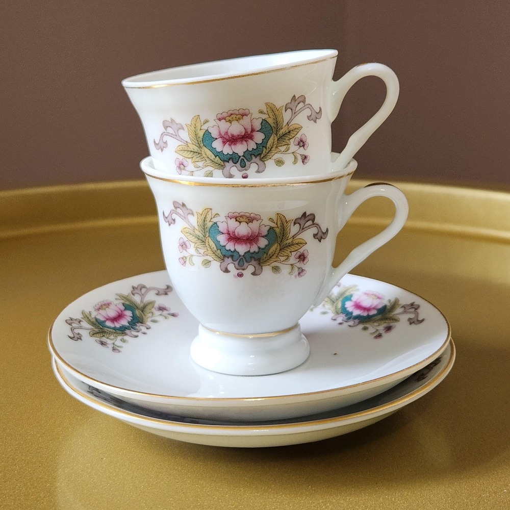 Vintage 1970s Yong Sheng Porcelain Teacup and Saucer Set, Tea Party Decor